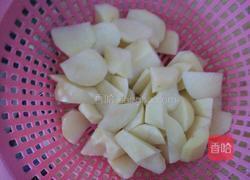 蒜香孜然土豆的做法图解2