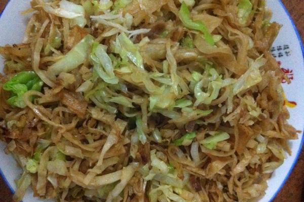 圆白菜炒饼