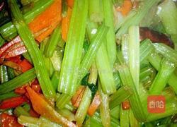 辣炒芹菜的做法图解8