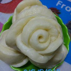 白玫瑰花卷的做法[图]