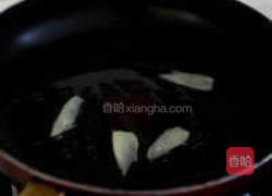 红烧鲫鱼的做法图解3