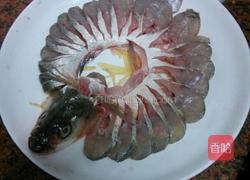 孔雀开屏鱼的做法图解3
