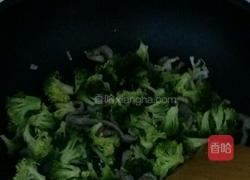 炒西兰花的做法图解4