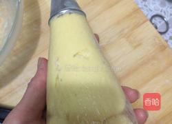 椰奶蛋白曲奇饼干的做法图解5