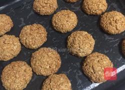 蜂蜜燕麦片酥饼的做法图解7