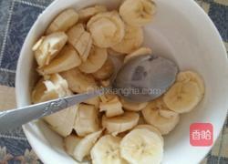 甜提干碎核桃香蕉马芬的做法图解2