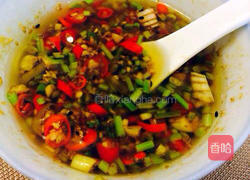 凉拌酸辣木耳的做法图解3