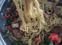 辣椒肉拌面的做法图解5