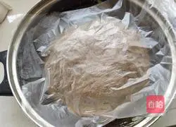 Illustration of how to make brown sugar buckwheat and black sesame flower rolls 4