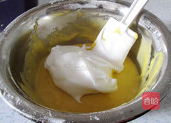 草莓生日蛋糕的做法图解9