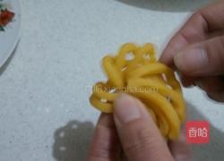 蛋黄菊花馓的做法图解10