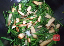 韭菜苔炒香干的做法图解6