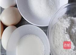 黄桃戚风卷的做法图解1