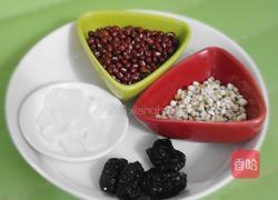 红豆薏米甜汤的做法图解1