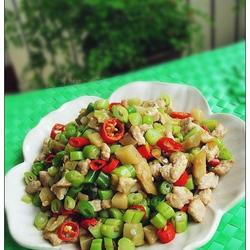 榨菜肉末四季豆的做法[图]