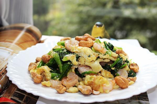 虾仁拌菠菜