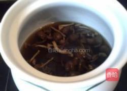 北风菌煲鸡骨的做法图解3