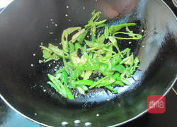 辣椒炒卤肉卤香干的做法图解4