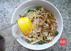 黄金针菇拌菜芯干的做法图解9