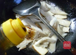 香干炒平菇的做法图解6