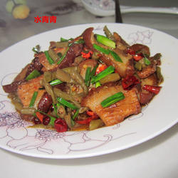 酸豆角炒酥皮肉的做法[图]