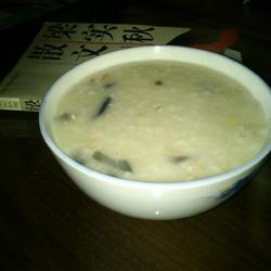 皮蛋瘦肉粥的做法[图]