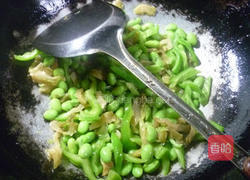 青椒榨菜炒毛豆的做法图解8