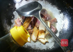 香干炒腊鸡腿的做法图解8