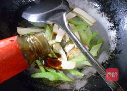 西芹炒香干的做法图解7
