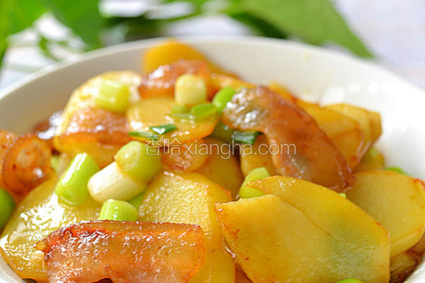 腊肉炒小土豆