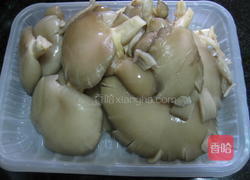 香煎平菇的做法图解1