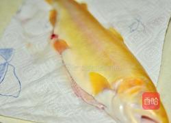 红烧金鳟鱼的做法图解2