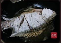重口味红烧鱼的做法图解2