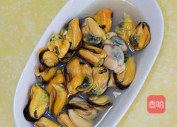 贻贝炒丝瓜的做法图解3