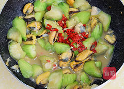 贻贝炒丝瓜的做法图解6