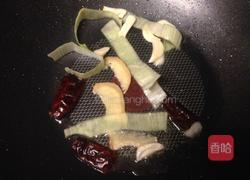 西葫芦炒牛肉的做法图解1