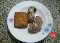 香干鸡胗炒娃娃菜的做法图解2