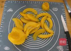 黄桃慕斯蛋糕的做法图解14