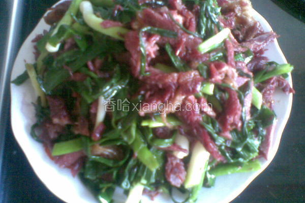 大蒜炒牛肉
