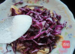 咖喱包菜腐竹的做法图解2