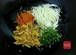 包菜鸡蛋盒子的做法图解2