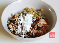 香菇肉末蒸酿豆腐的做法图解2