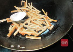 煎辣椒烧豆腐丝的做法图解3