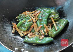 煎辣椒烧豆腐丝的做法图解9