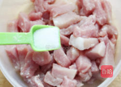 菠萝肉段的做法图解2