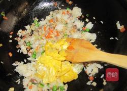五彩蛋炒饭的做法图解16