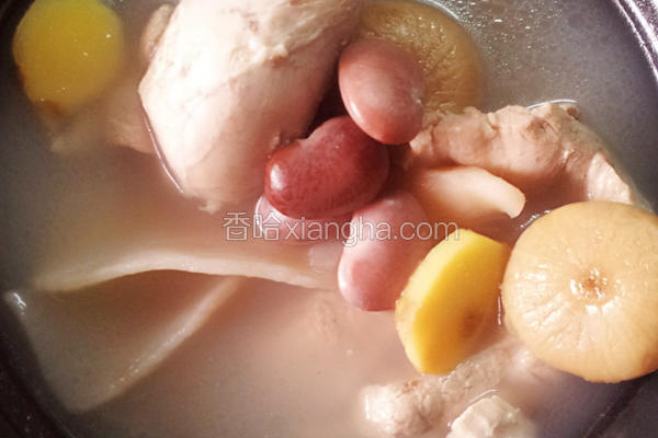 花芸豆猪腱排骨汤