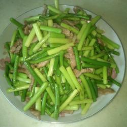 蒜苔炒肉丝的做法[图]