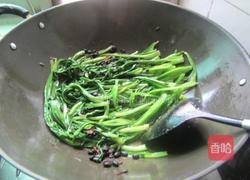 鲮鱼豆豉炒油麦菜的做法图解6