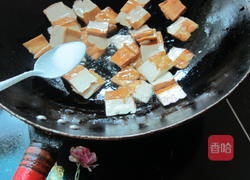 蒜米孜然香干的做法图解3